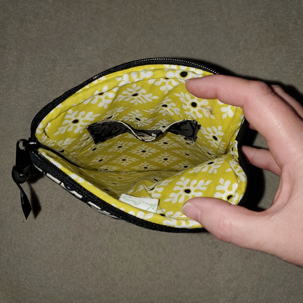 Vera Bradley Baroque Tablet Cover Black Gray White Yellow - Picture 5 of 5